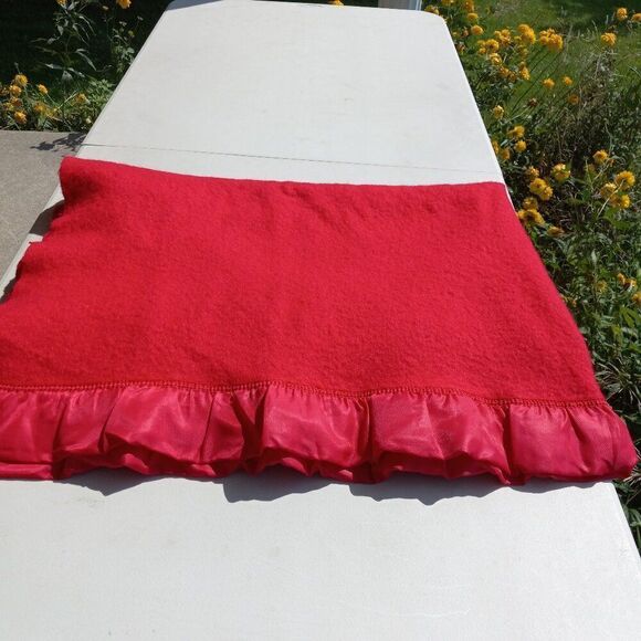 Vintage Pearce Red Double Silky Binding Edge Wool Blanket Cottagecore Country - Picture 13 of 13